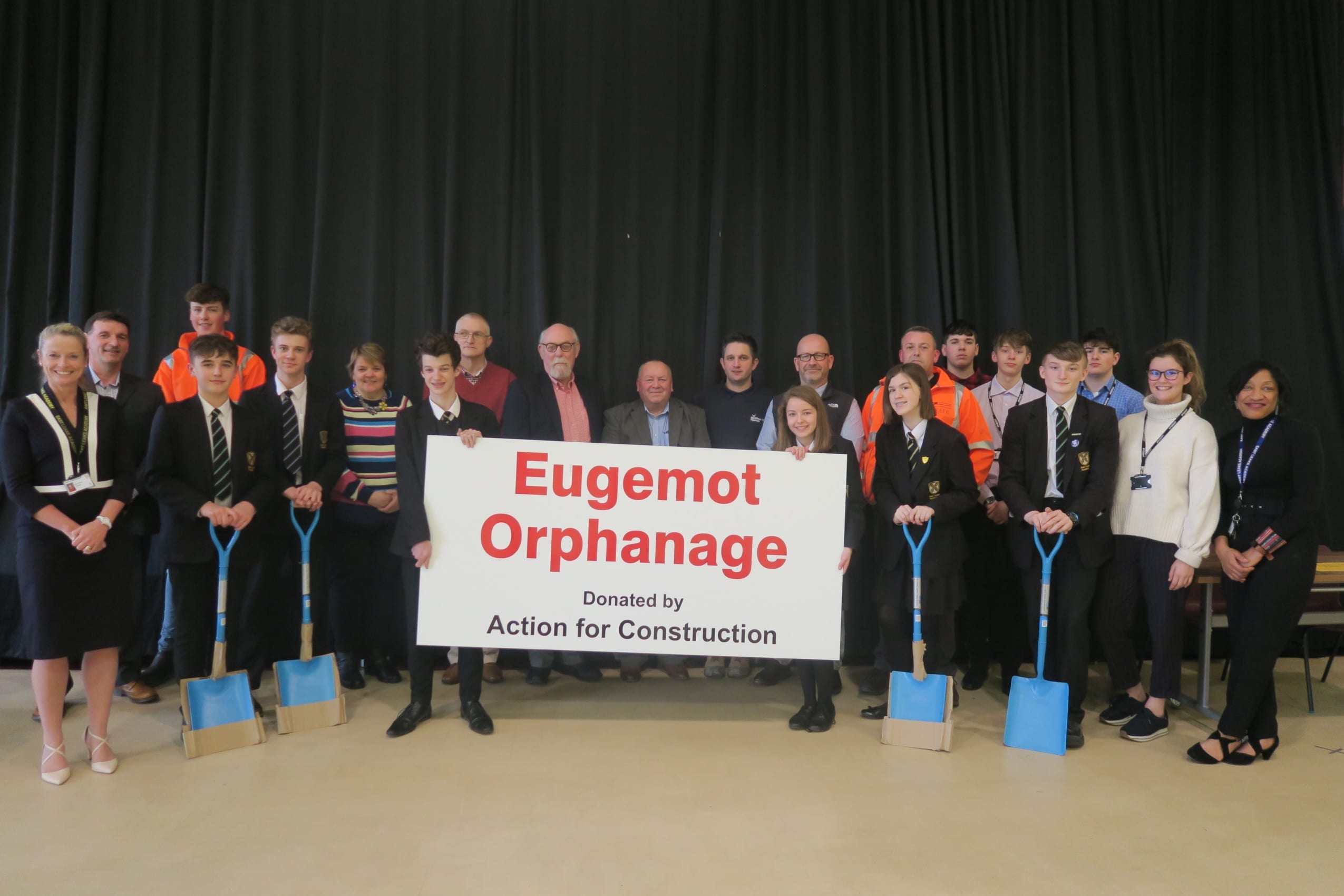 Construction Companies Team Up With East Leake Academy To Help